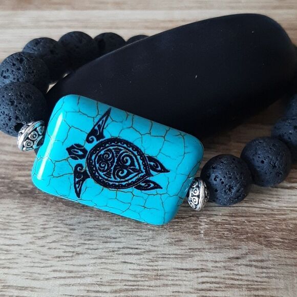Wicked Treasures Jewelry - Sea Turtle Hawaiian Vibe Lava Diffuser Stretch Bracelet